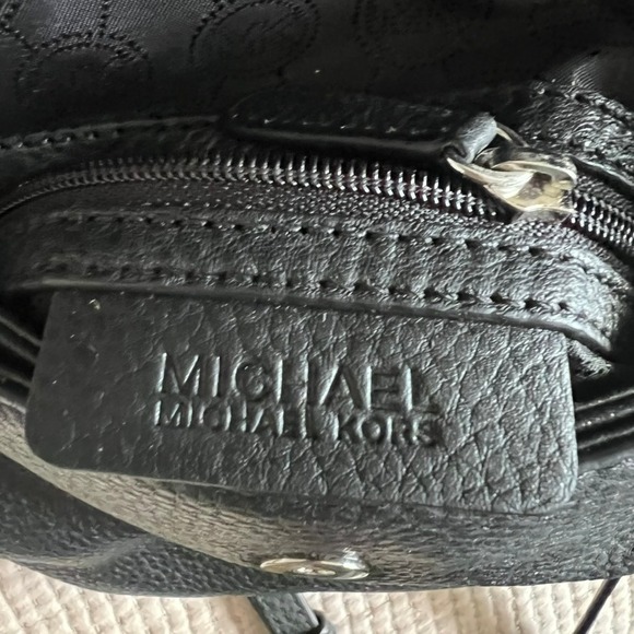 Michael Kors Pebbled Leather Bedford Flap Crossbody Bag Black Silver Zipper - Picture 11 of 14